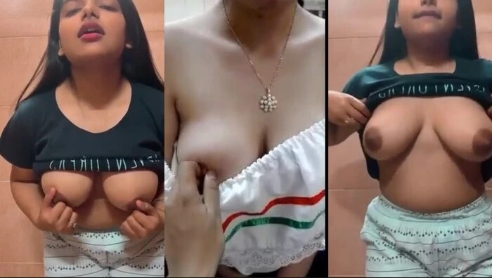 Beautiful Boobs Girl Playing With Boobs Desi Videos HD